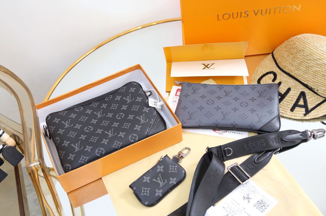 LV $67 gallery