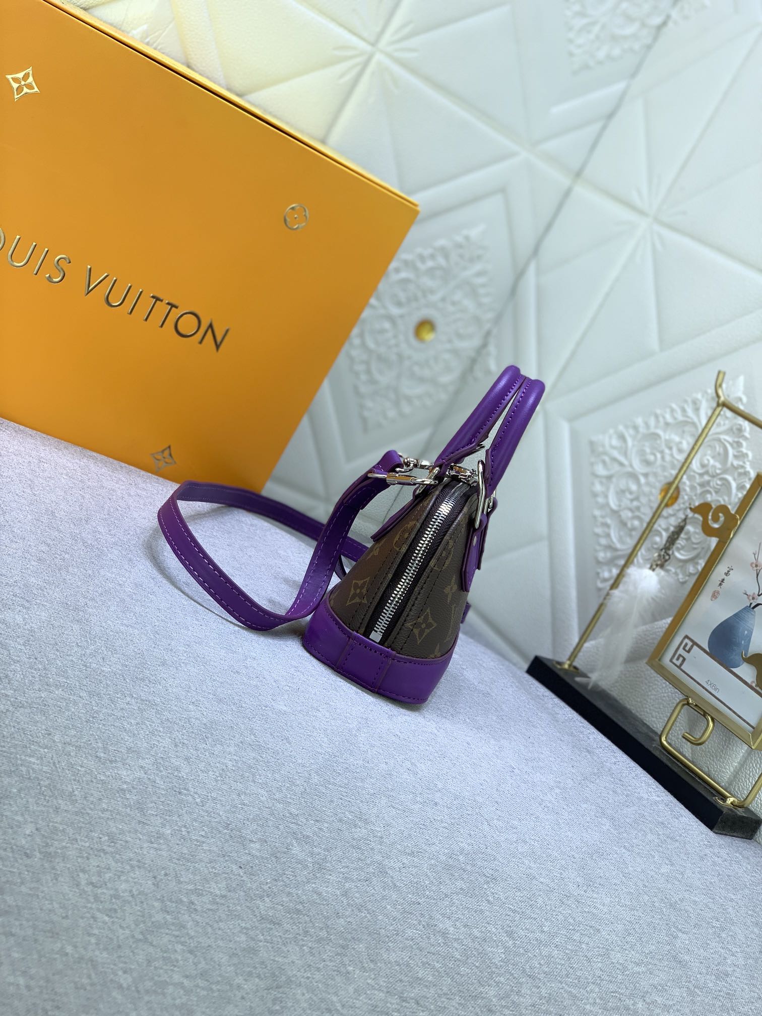 LV $67 gallery