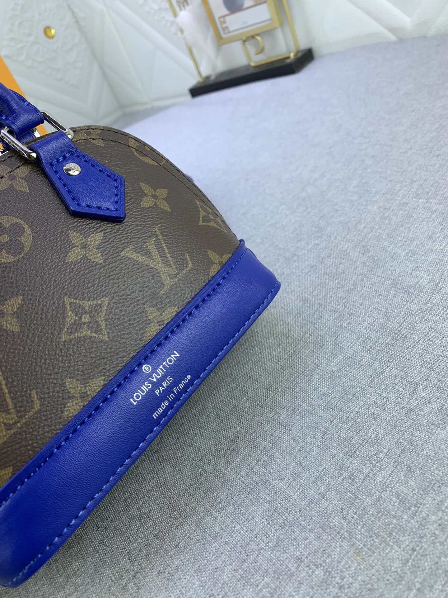 LV $67 gallery