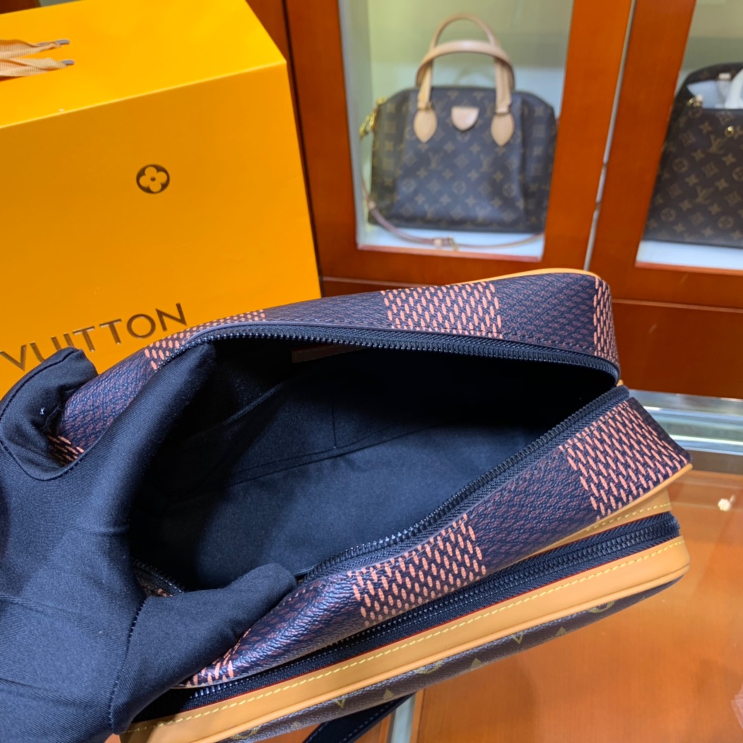 LV $67 gallery