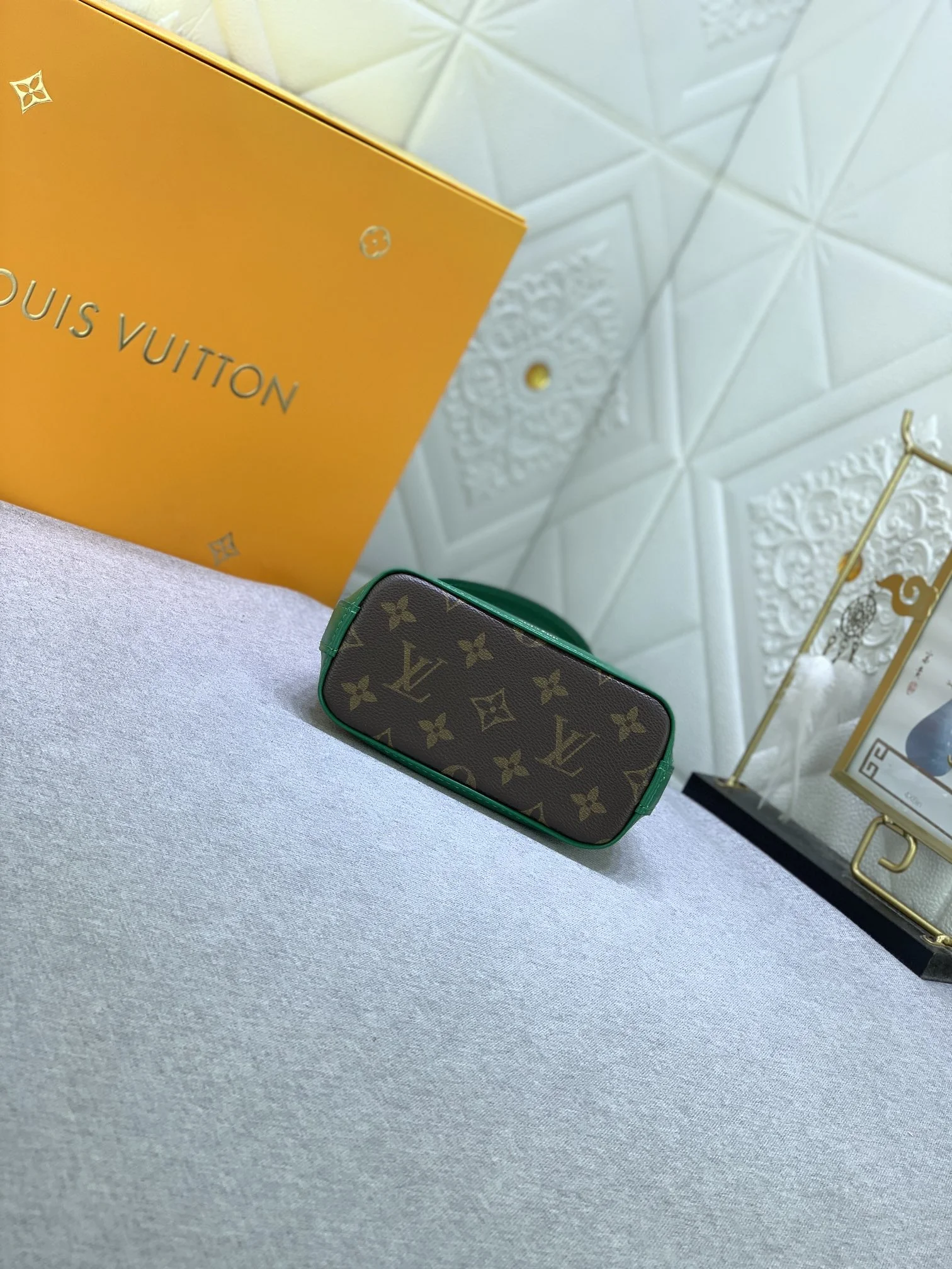 LV $67 gallery