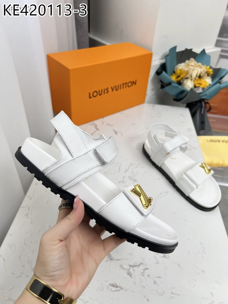 LV $67 gallery