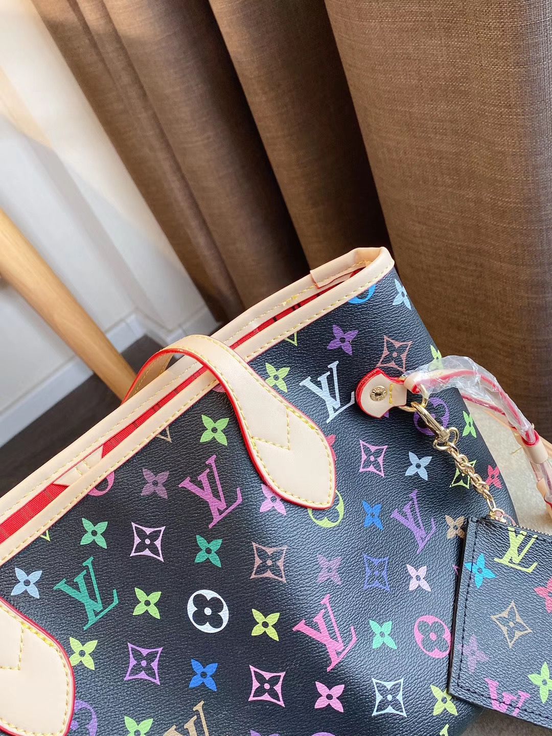 LV $68 gallery