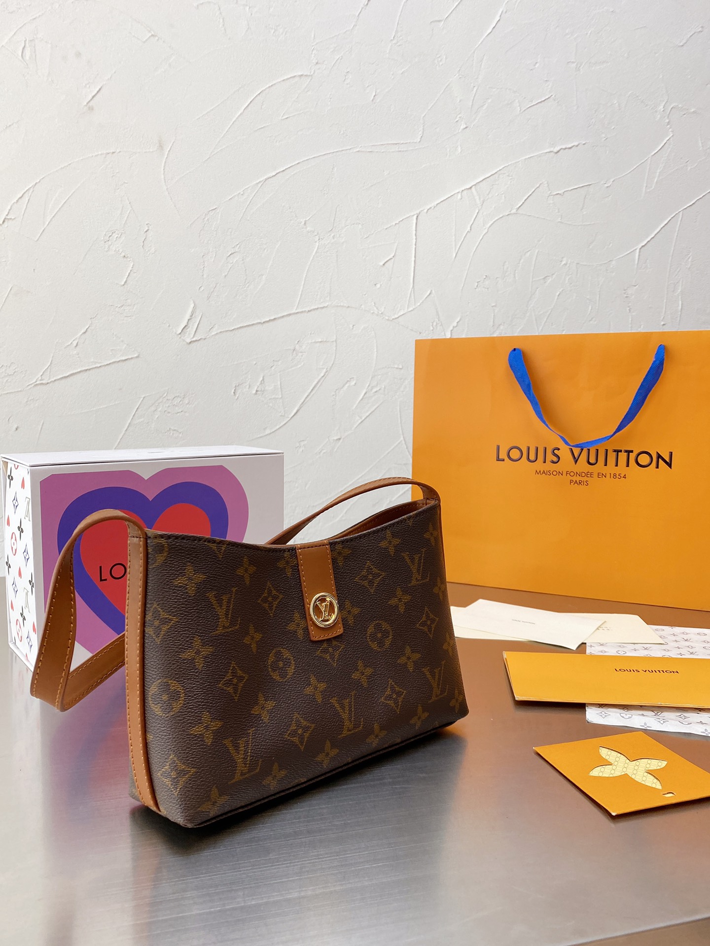 LV $68 gallery