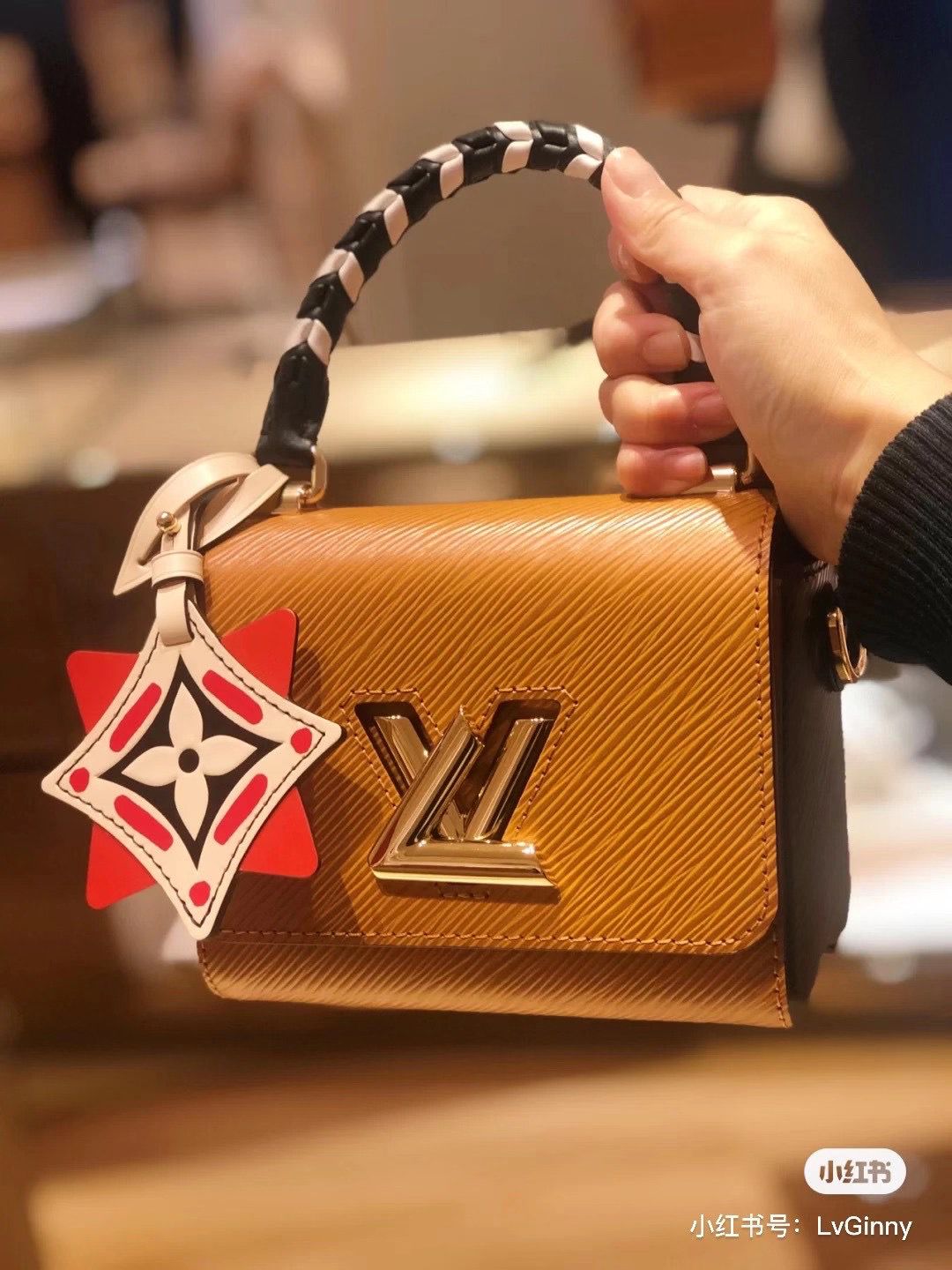 LV $68 gallery