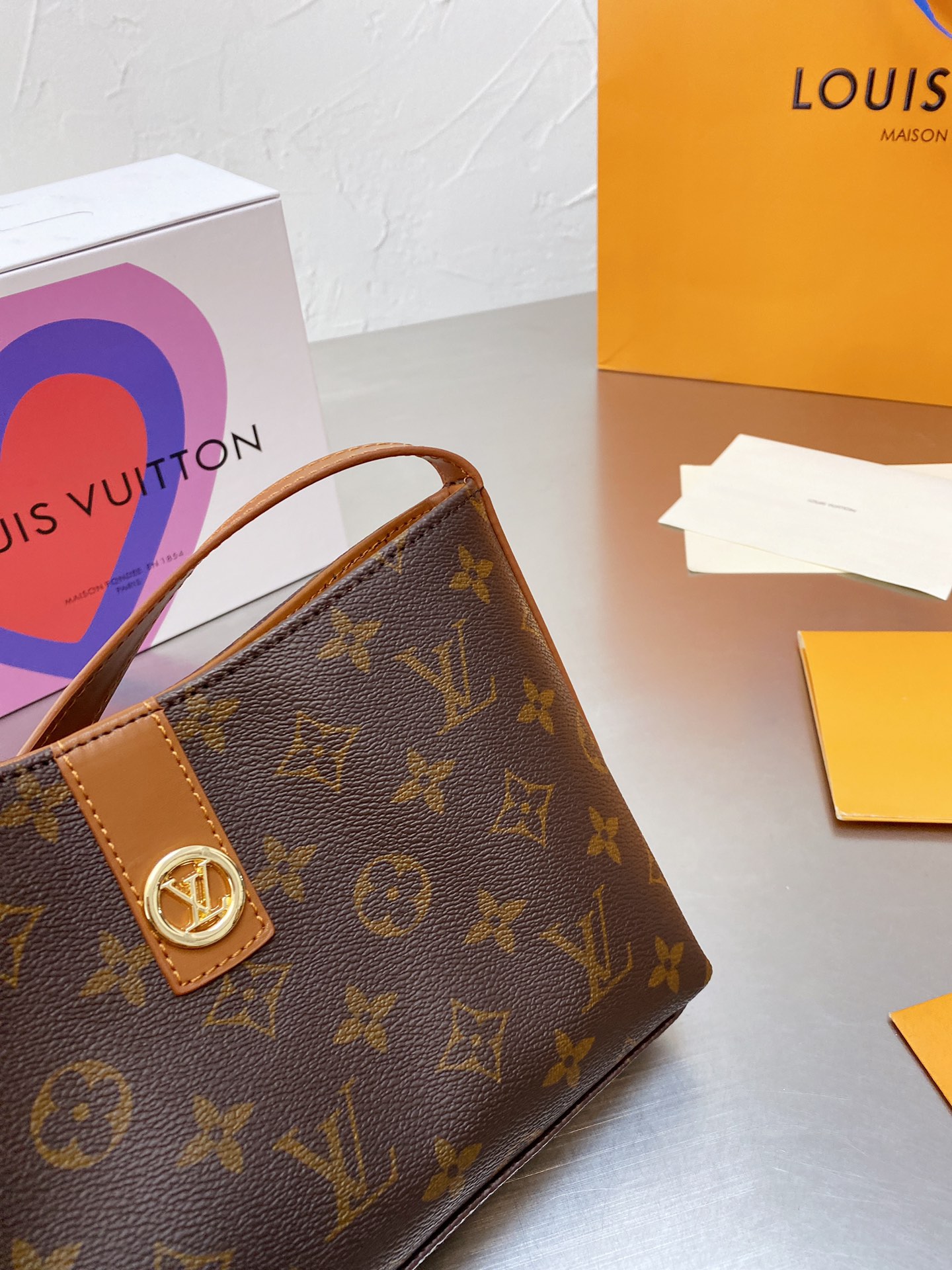 LV $68 gallery