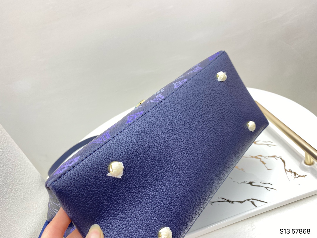 LV $68 gallery