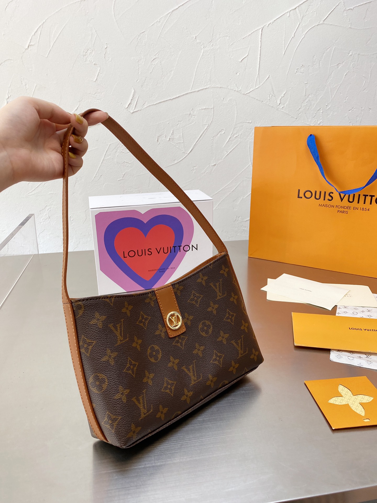 LV $68 gallery