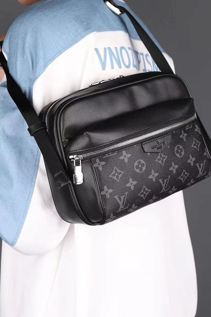 LV $68 gallery