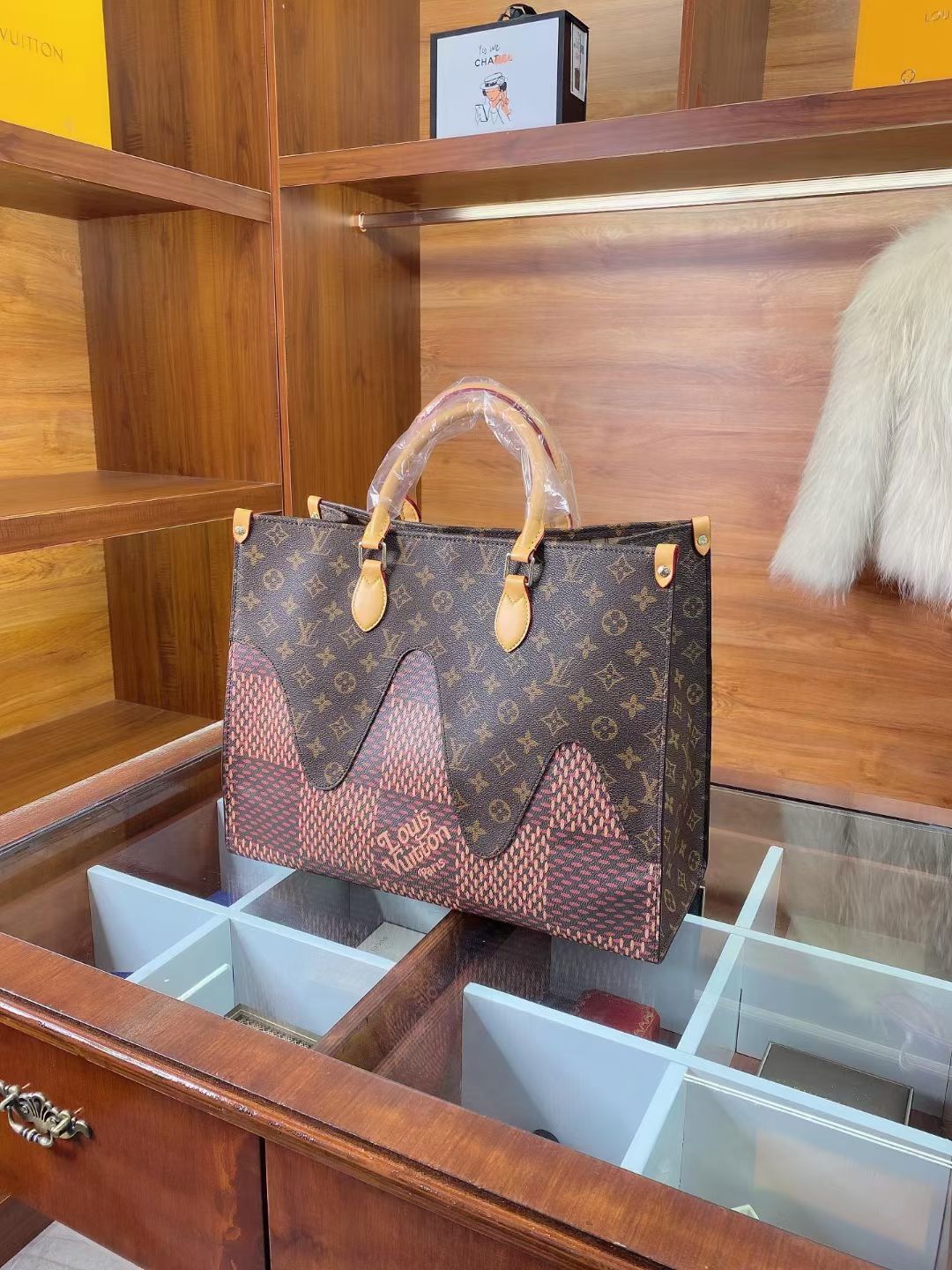 LV $68 gallery