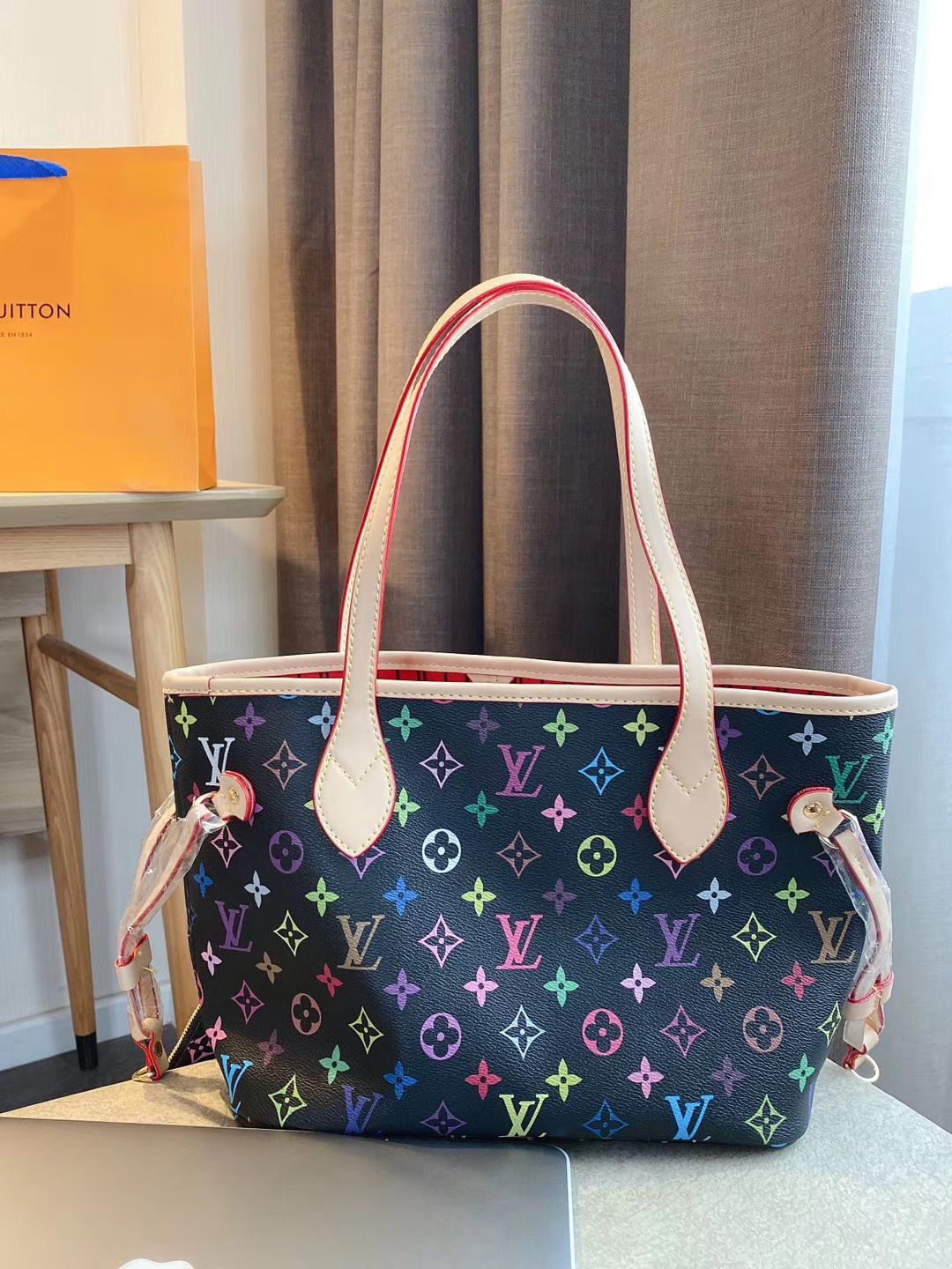 LV $68 gallery