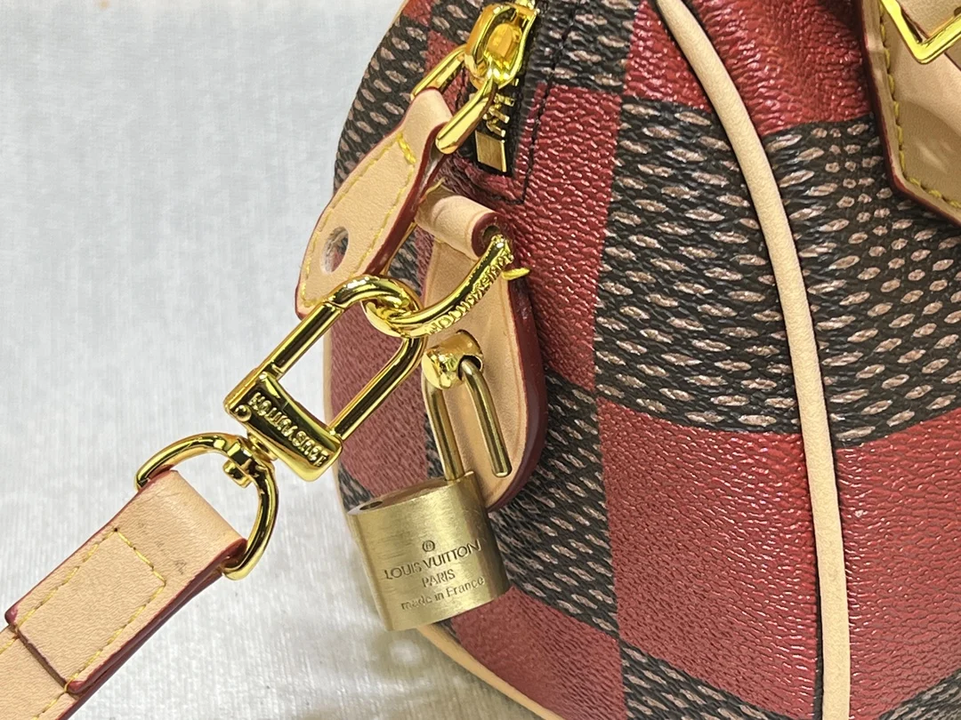 LV $68 gallery