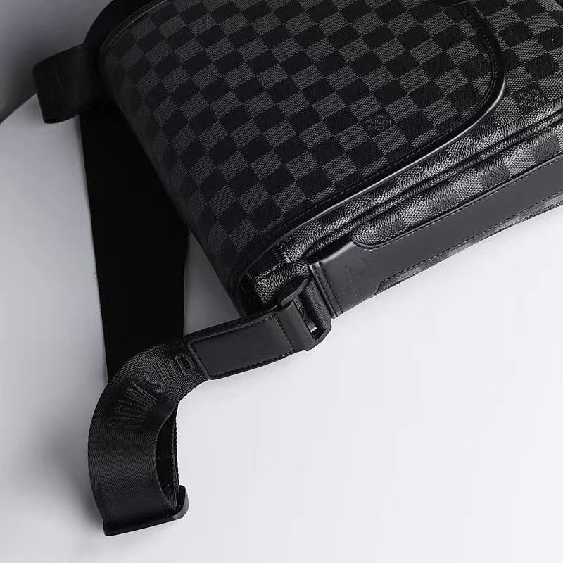 LV $68 gallery