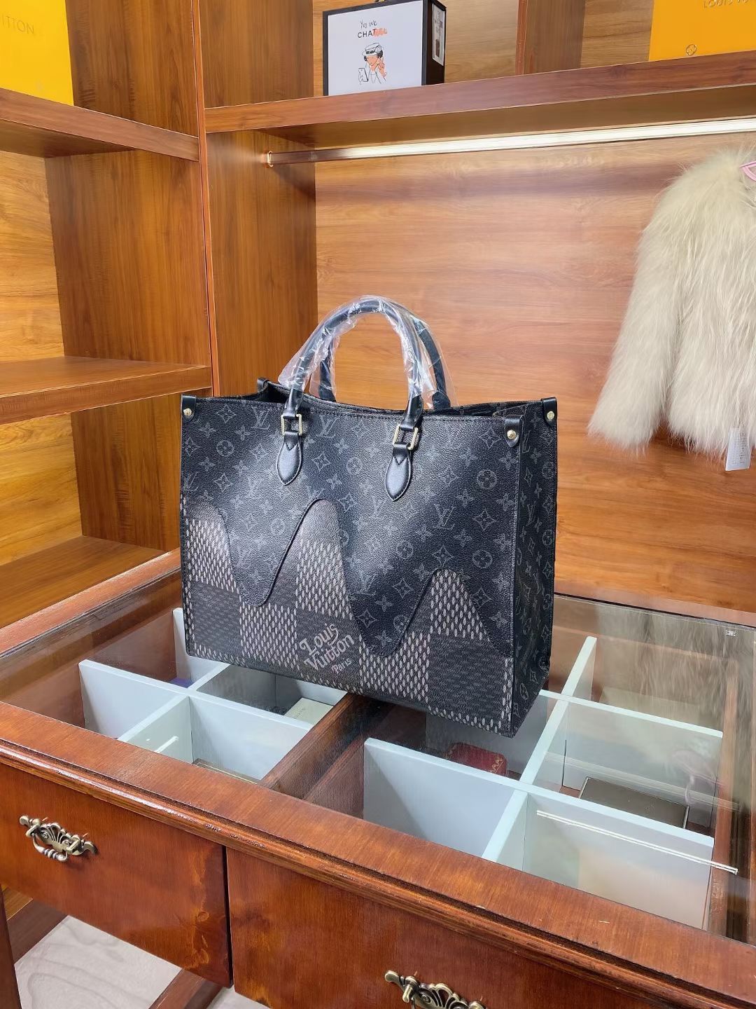 LV $68 gallery