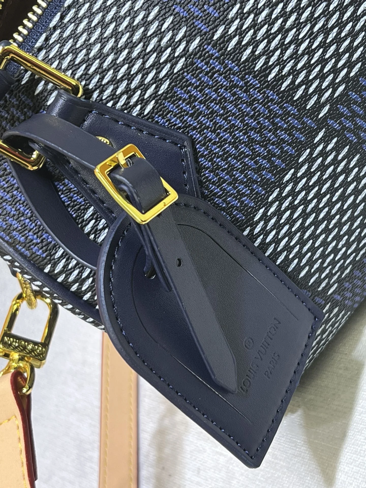 LV $68 gallery