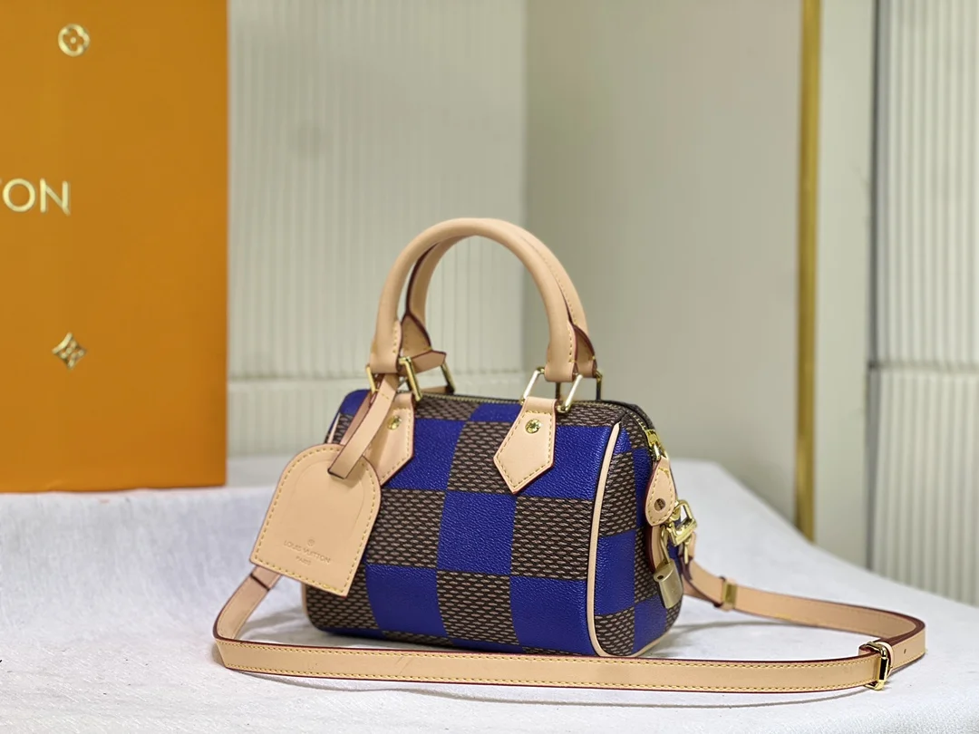 LV $68 gallery