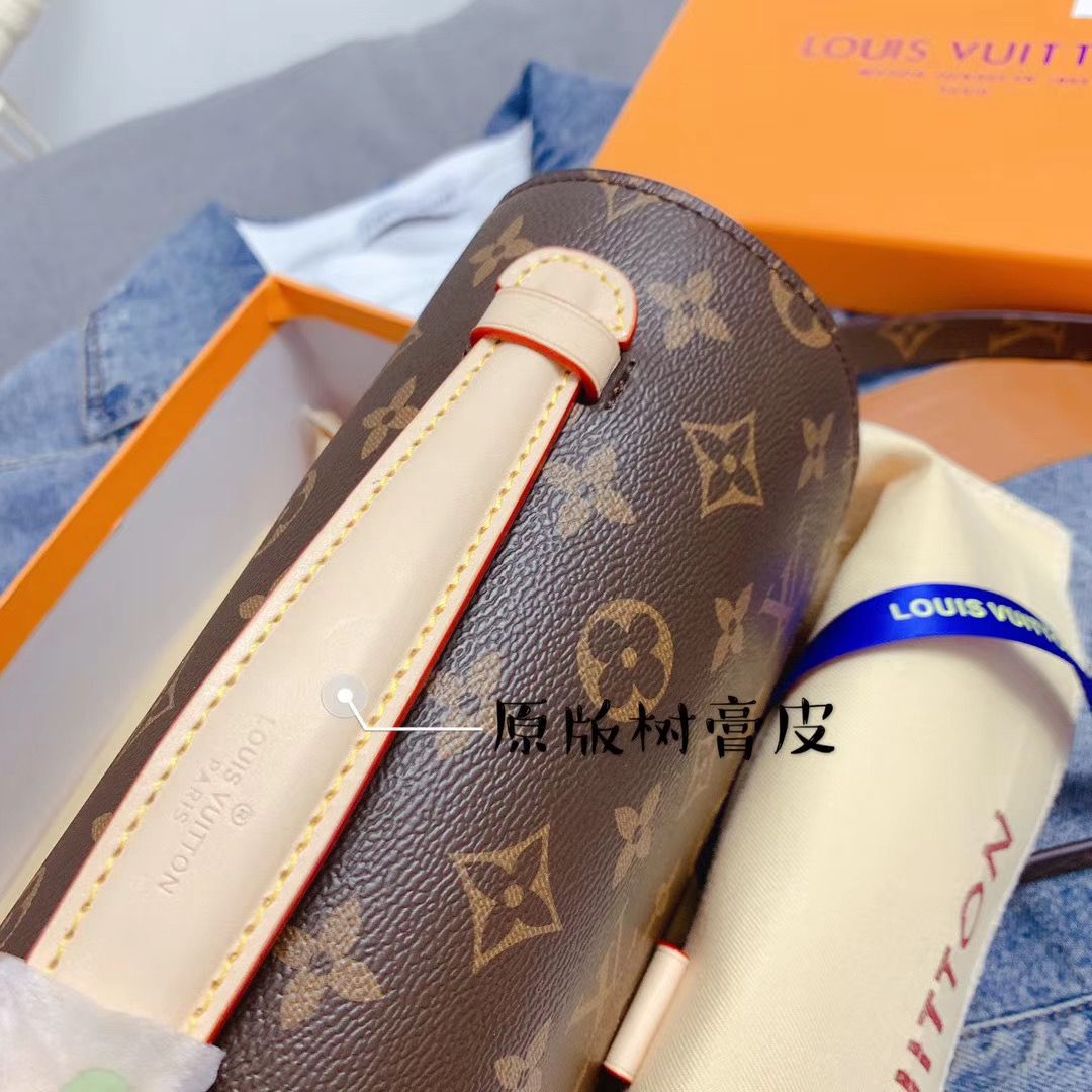 LV $68 gallery