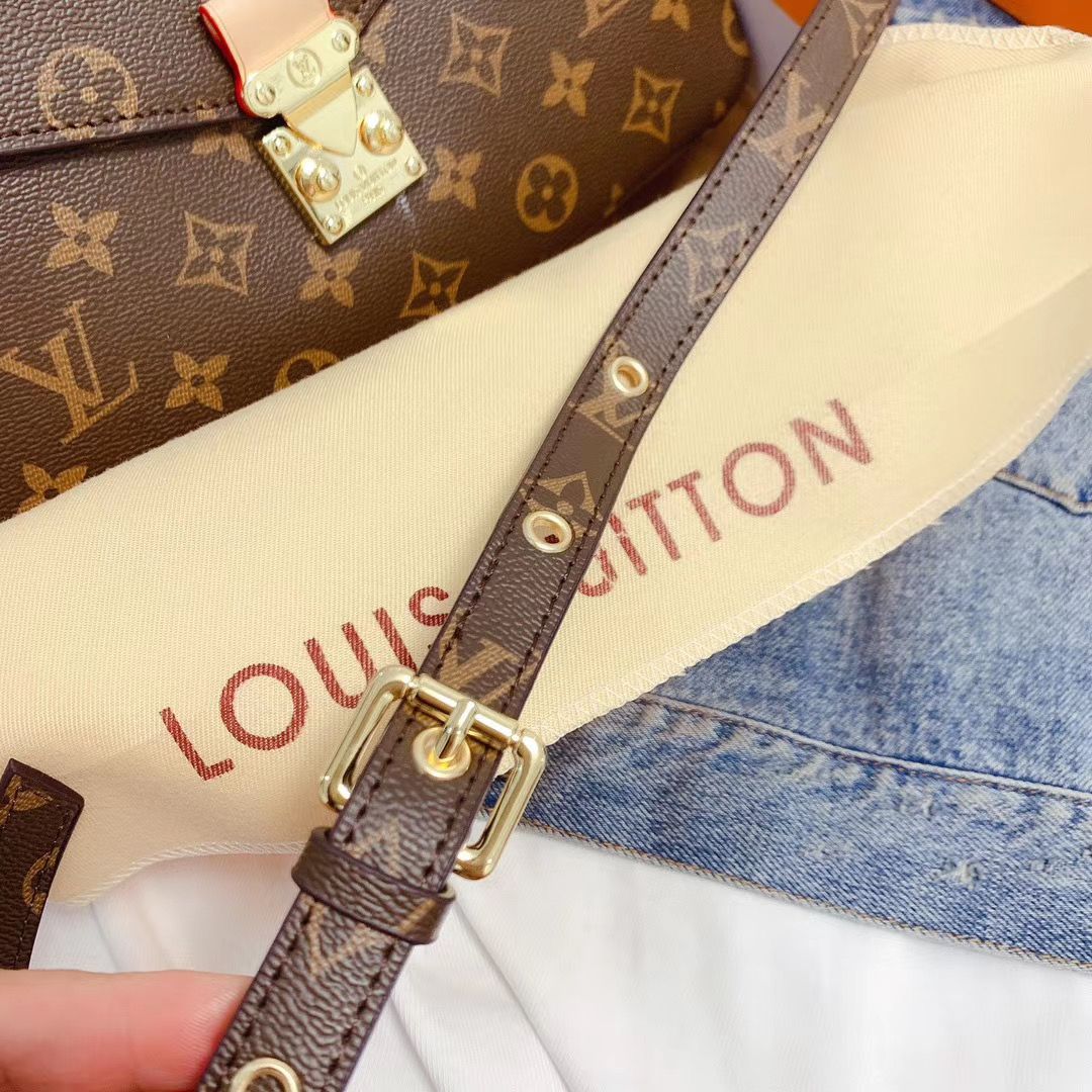 LV $68 gallery