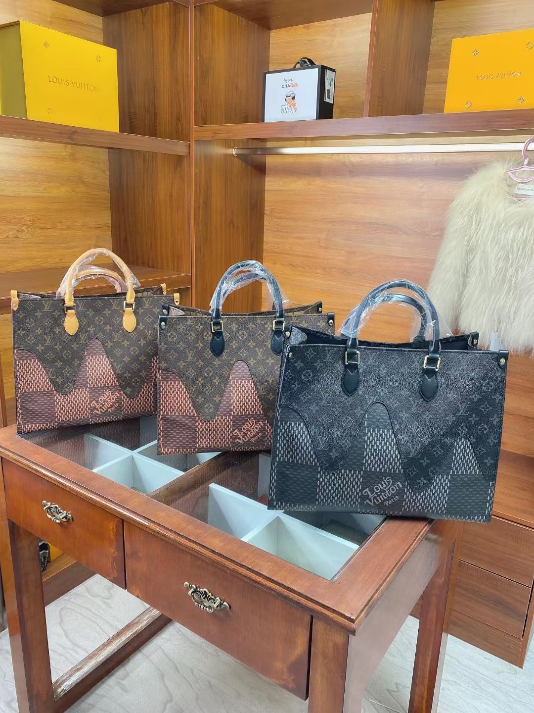 LV $68 gallery