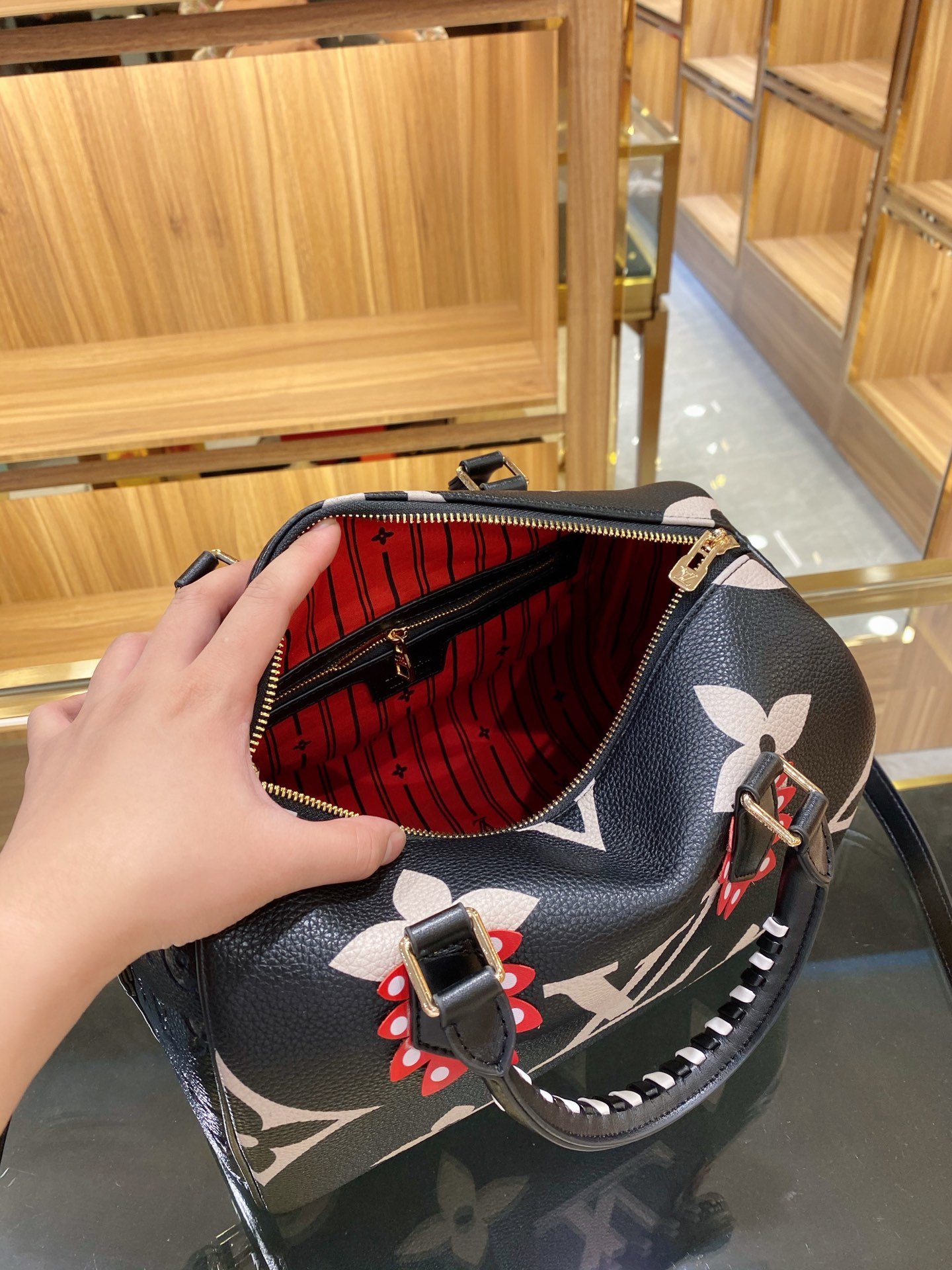 LV $69 gallery