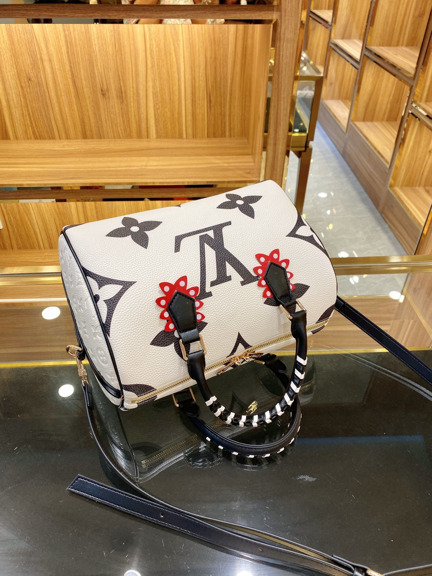 LV $69 gallery