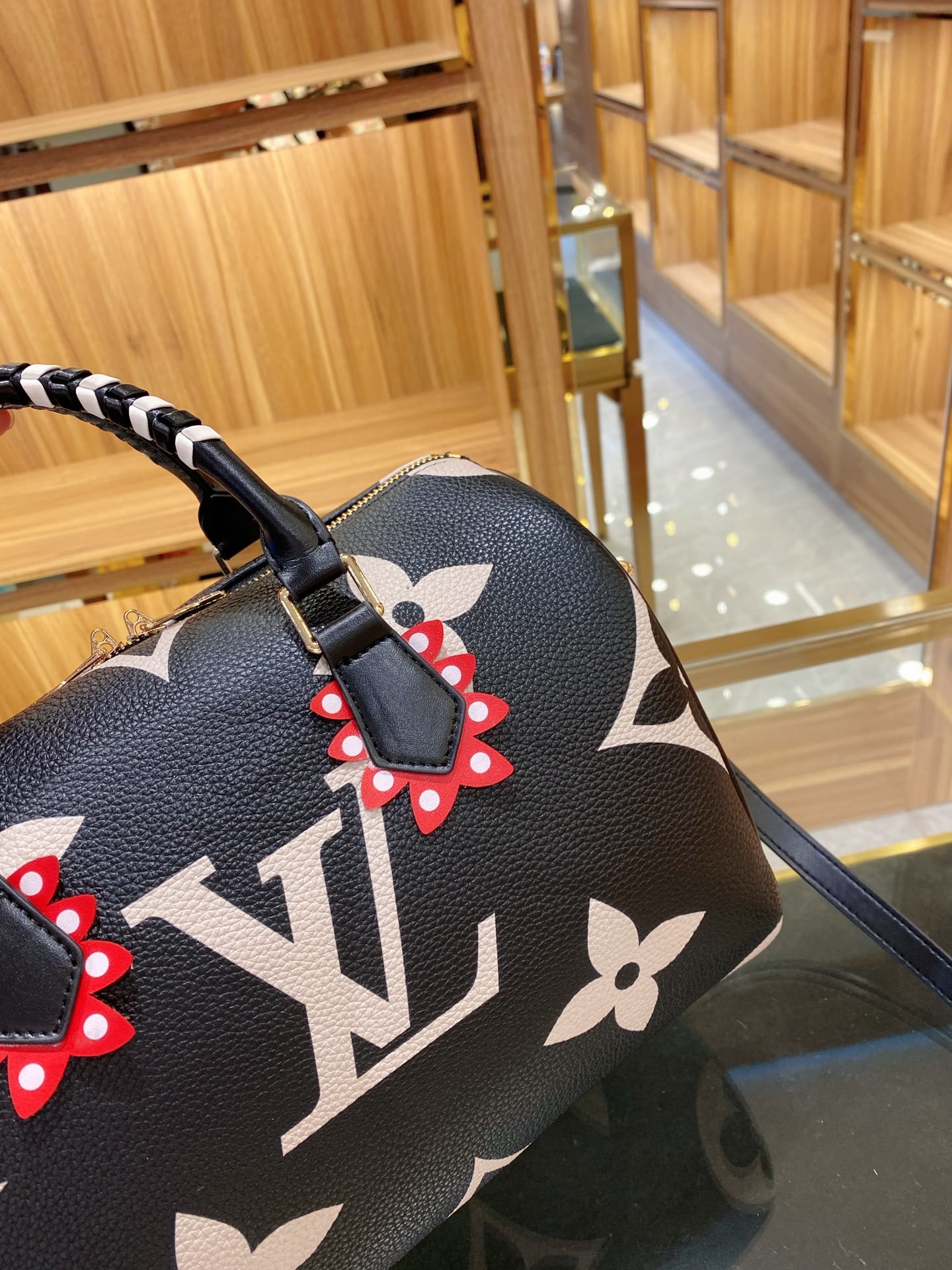 LV $69 gallery