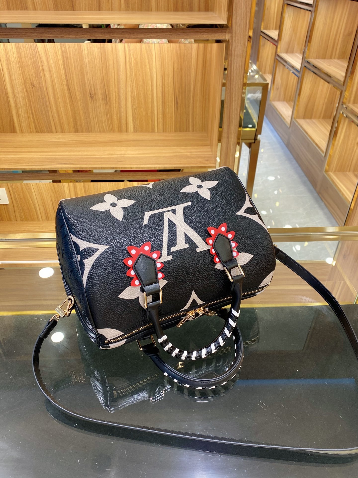 LV $69 gallery