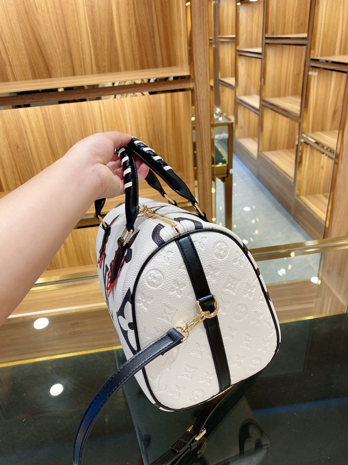 LV $69 gallery