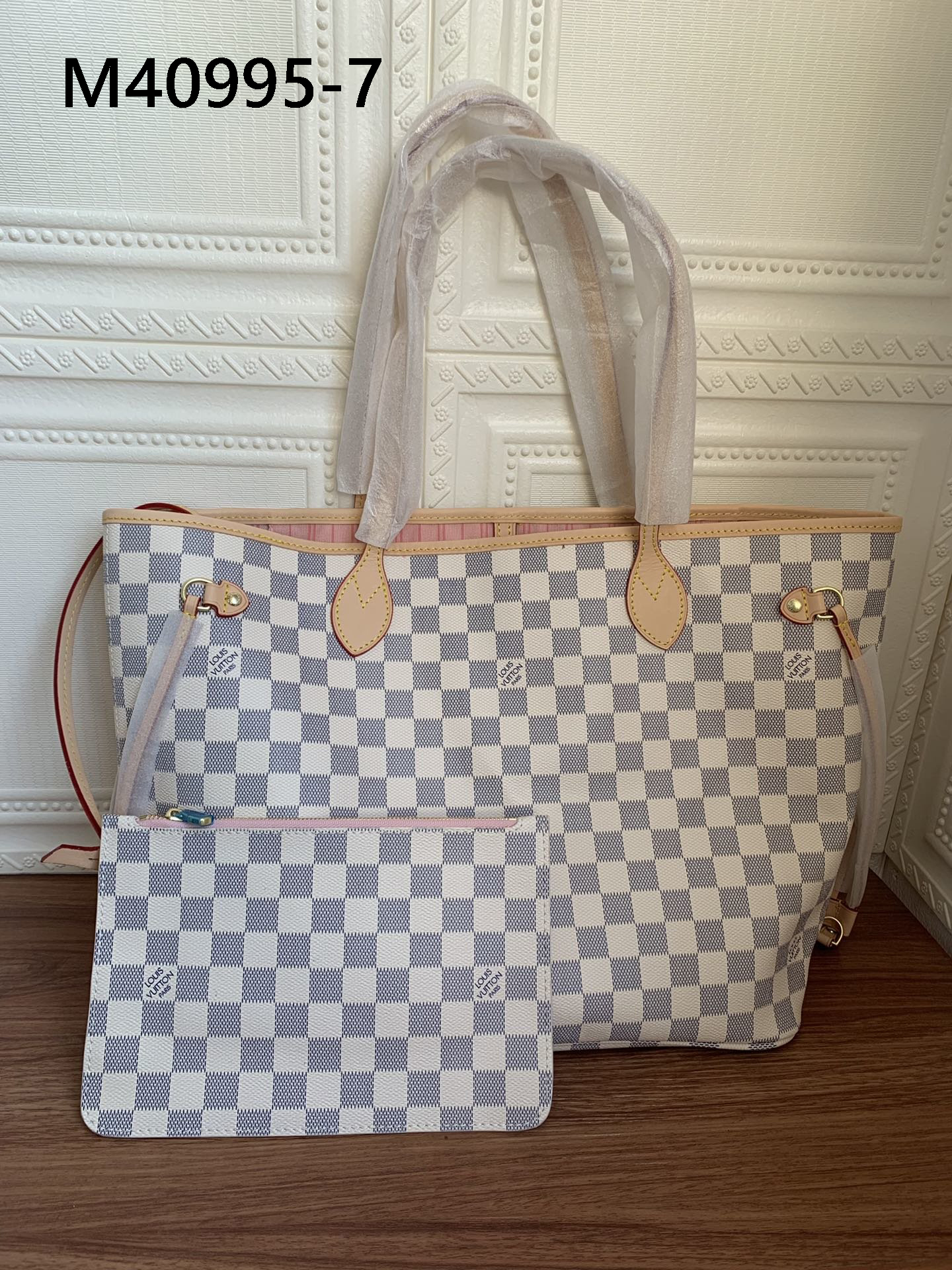 LV $69/$73 gallery