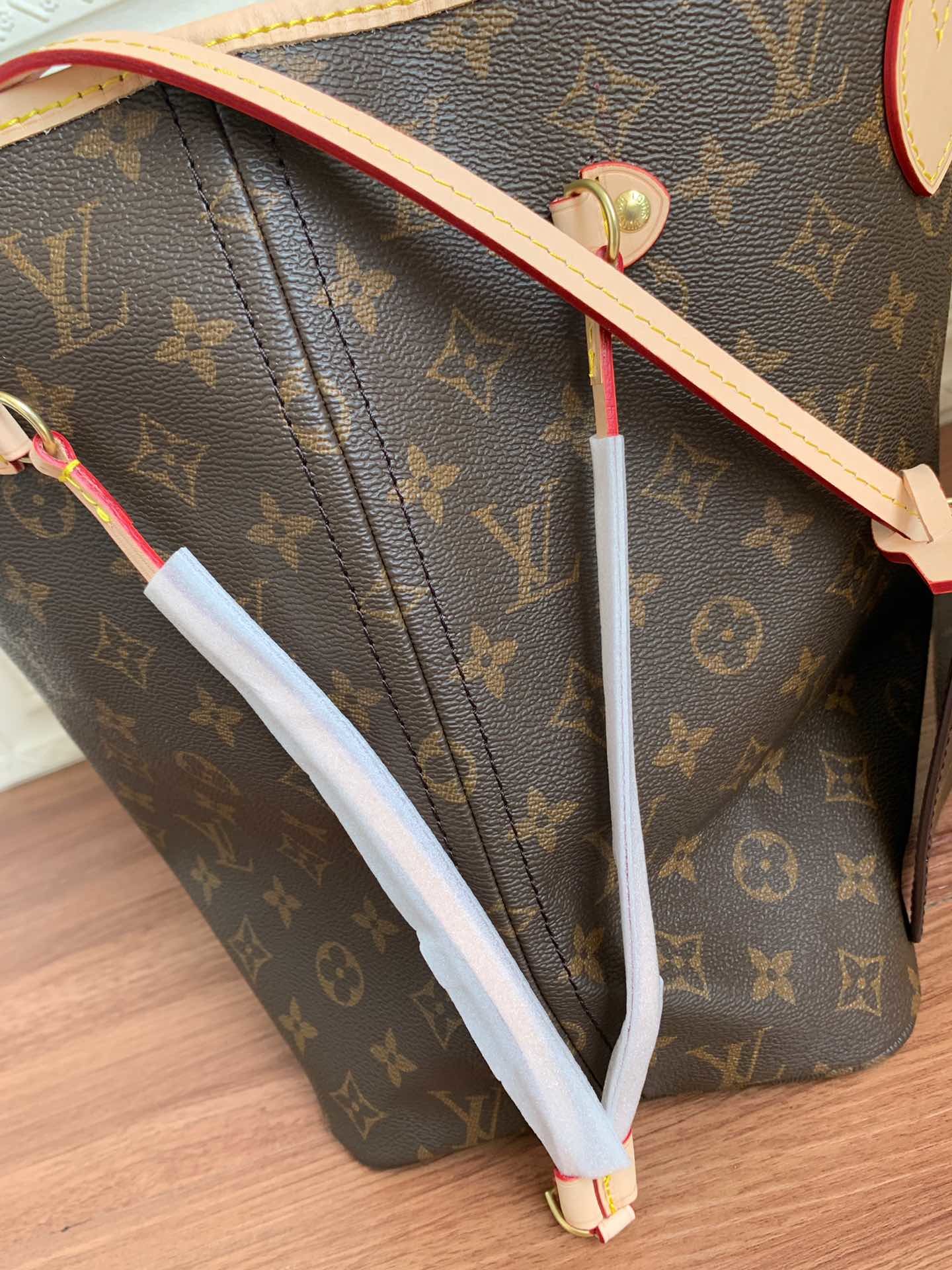 LV $69/$73 gallery