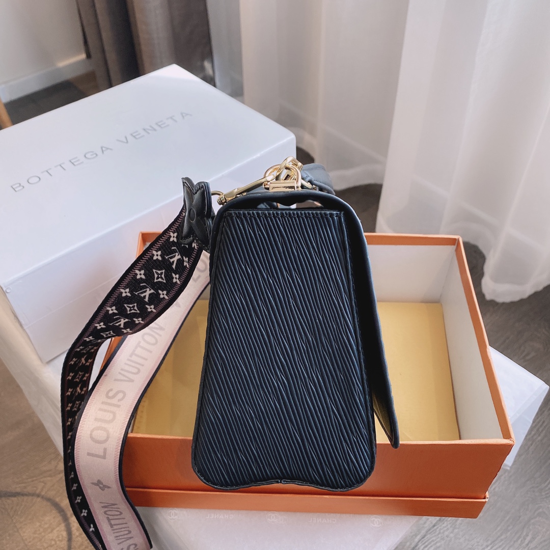 LV $70 gallery