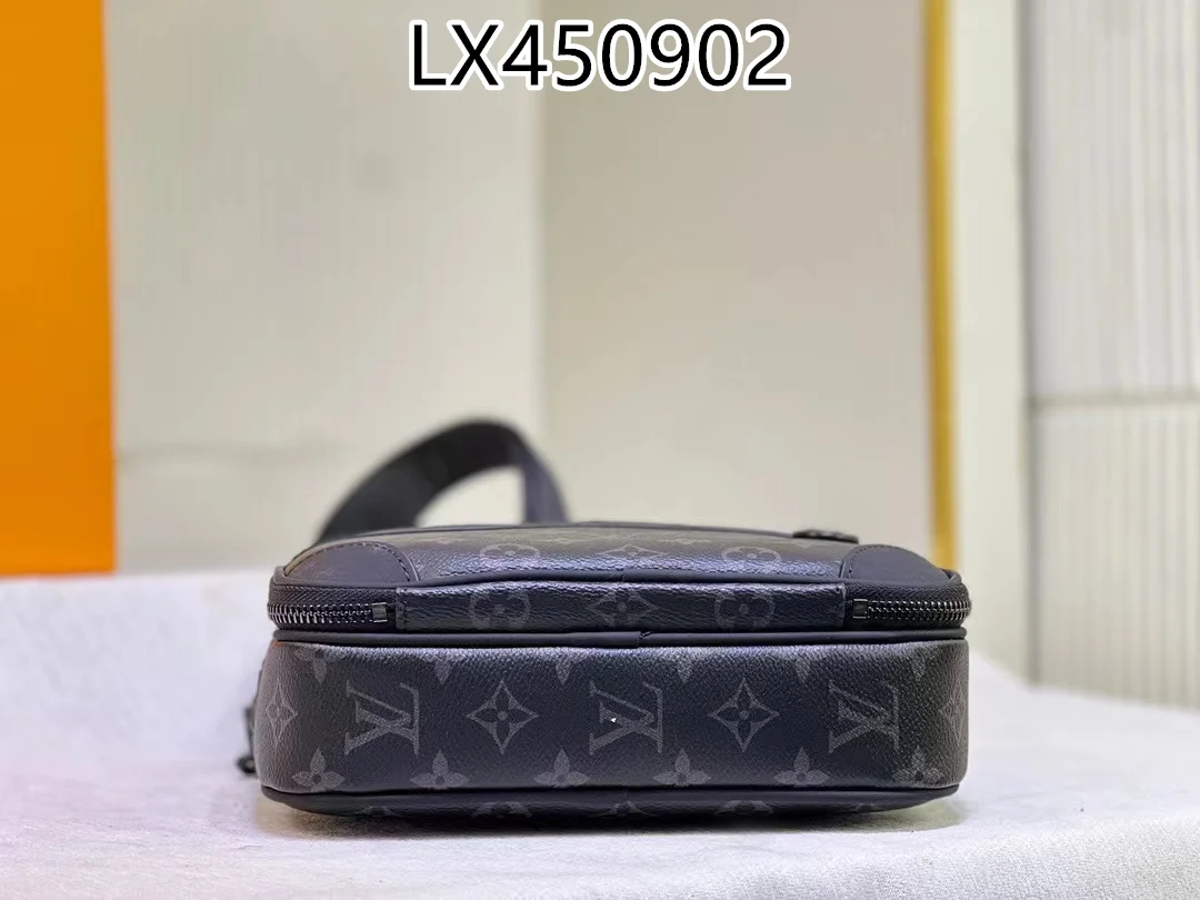 LV $70 gallery