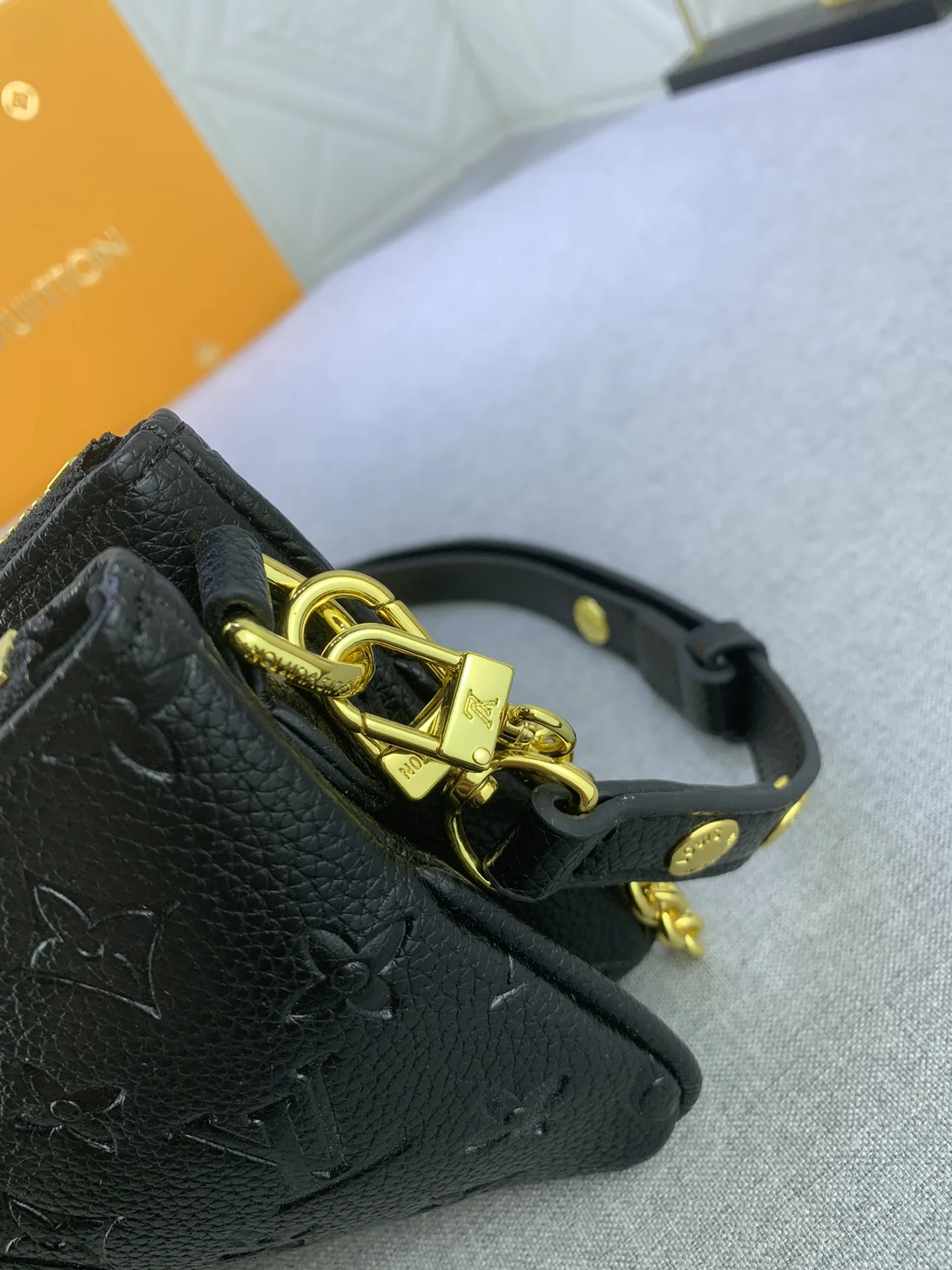 LV $70 gallery