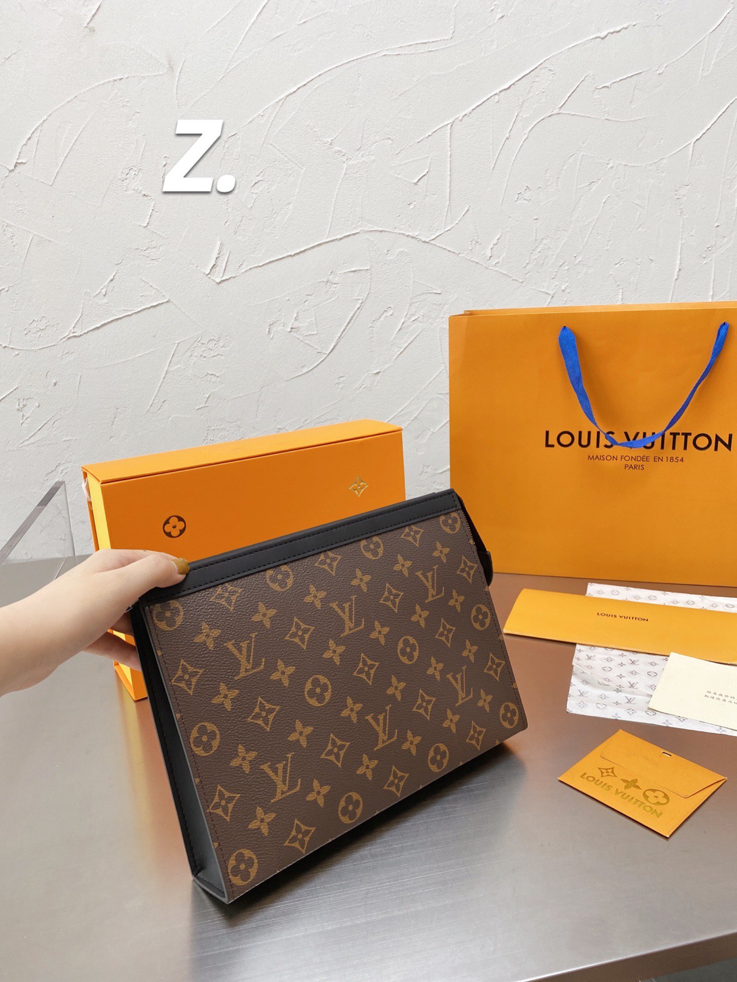 LV $70 gallery