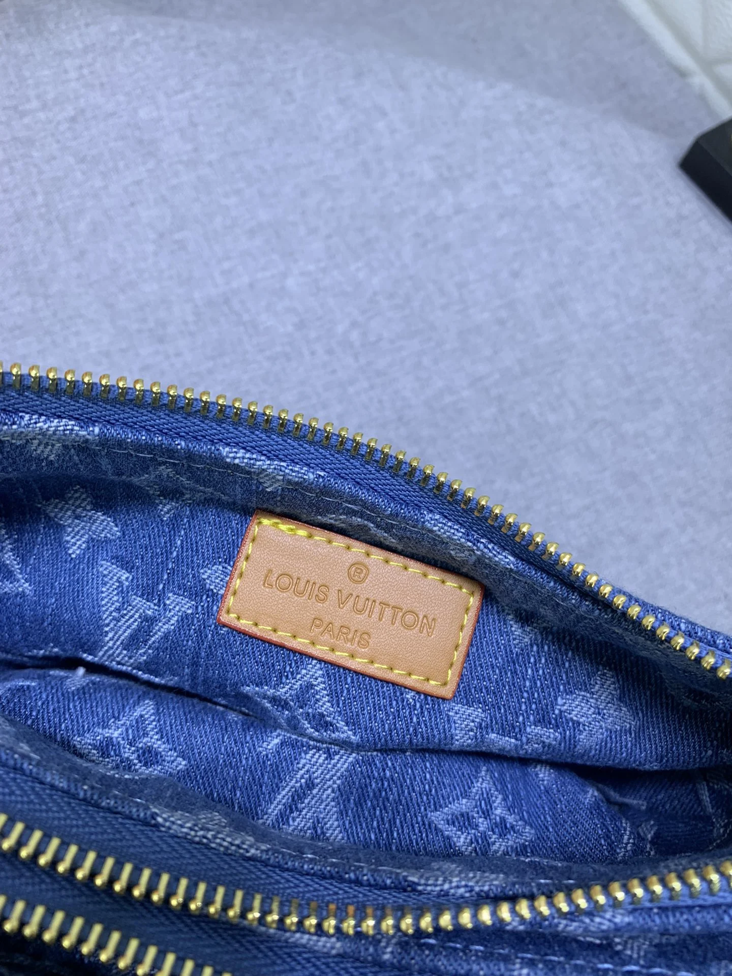 LV $70 gallery