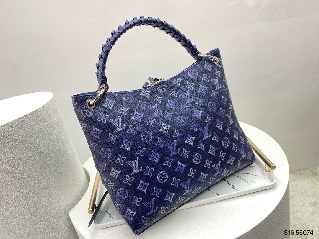 LV $70 gallery