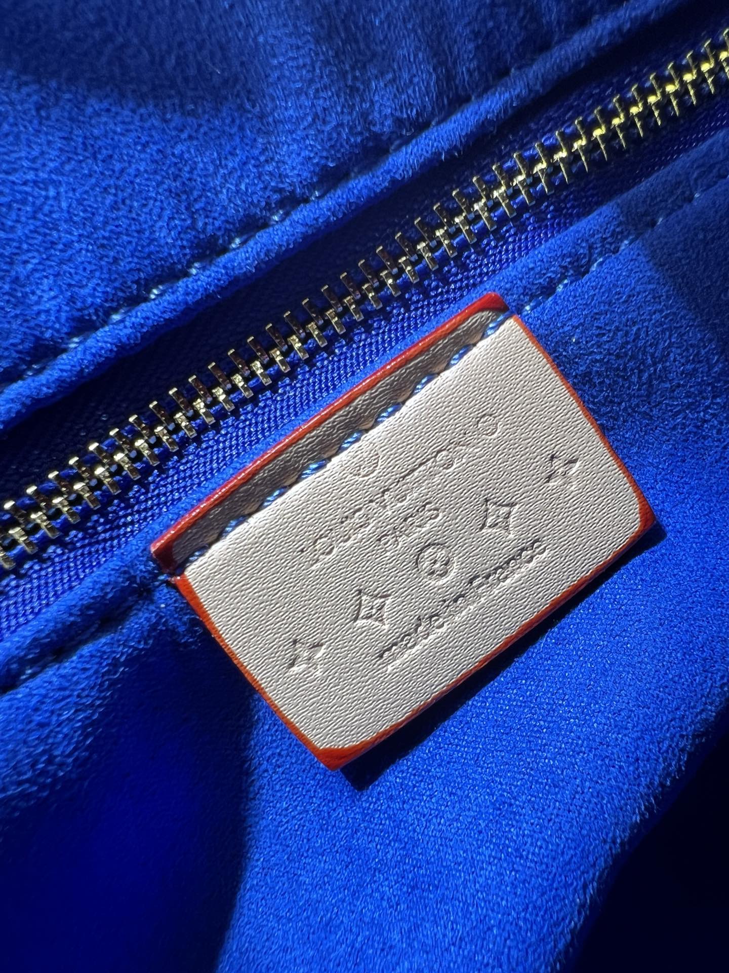 LV $71 gallery