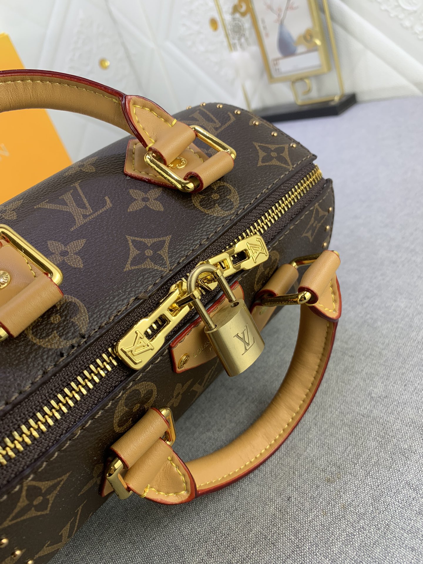 LV $71 gallery