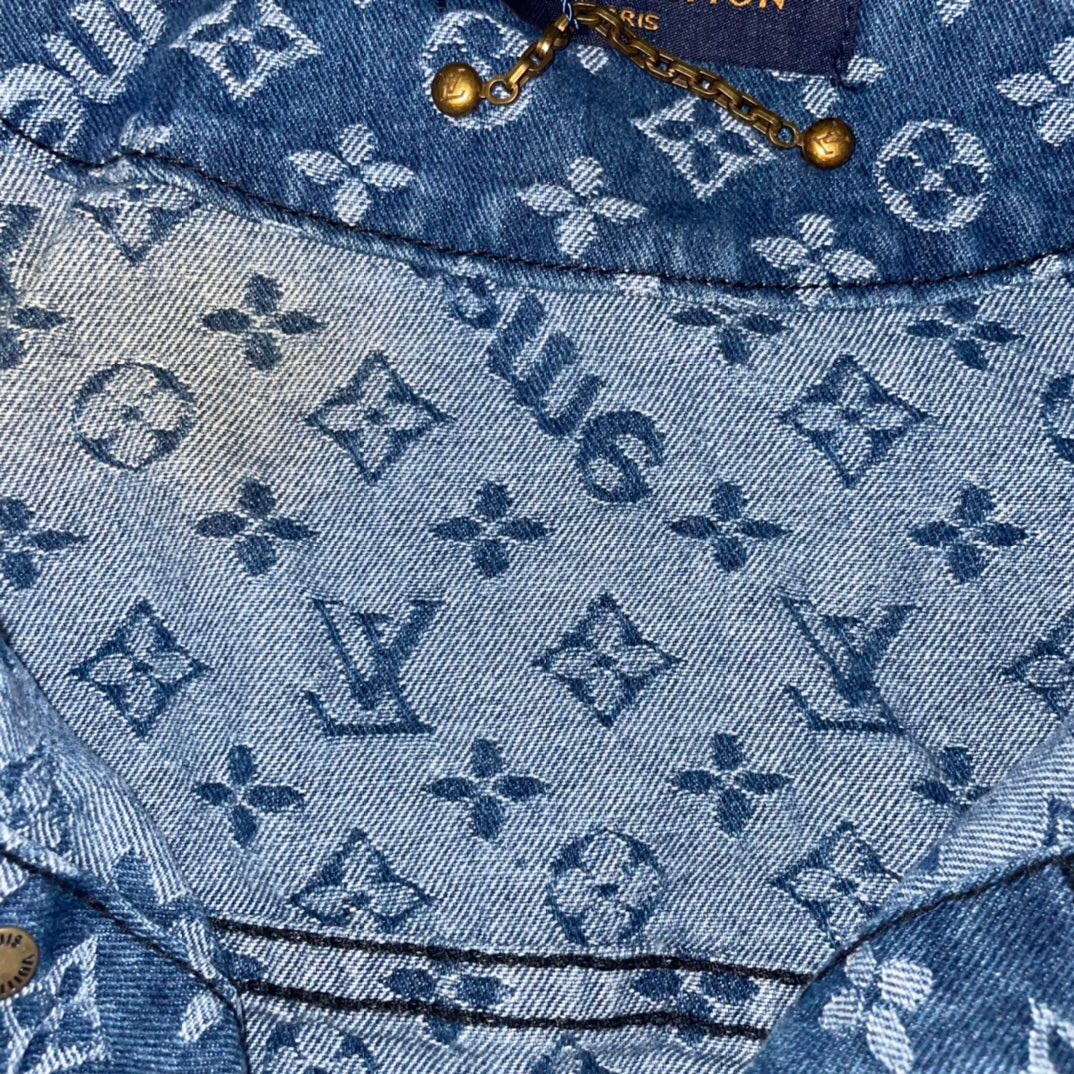 LV $72 gallery