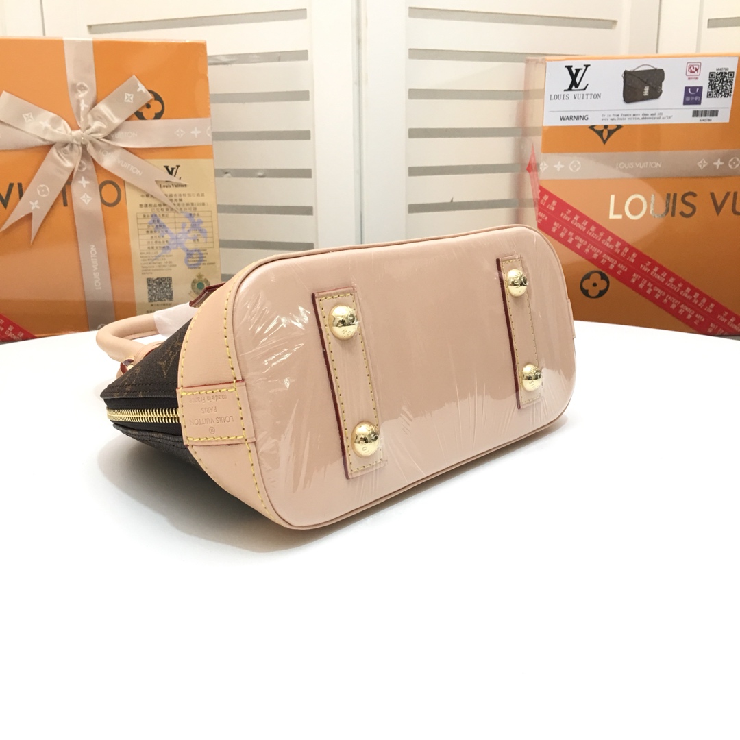 LV $72 gallery