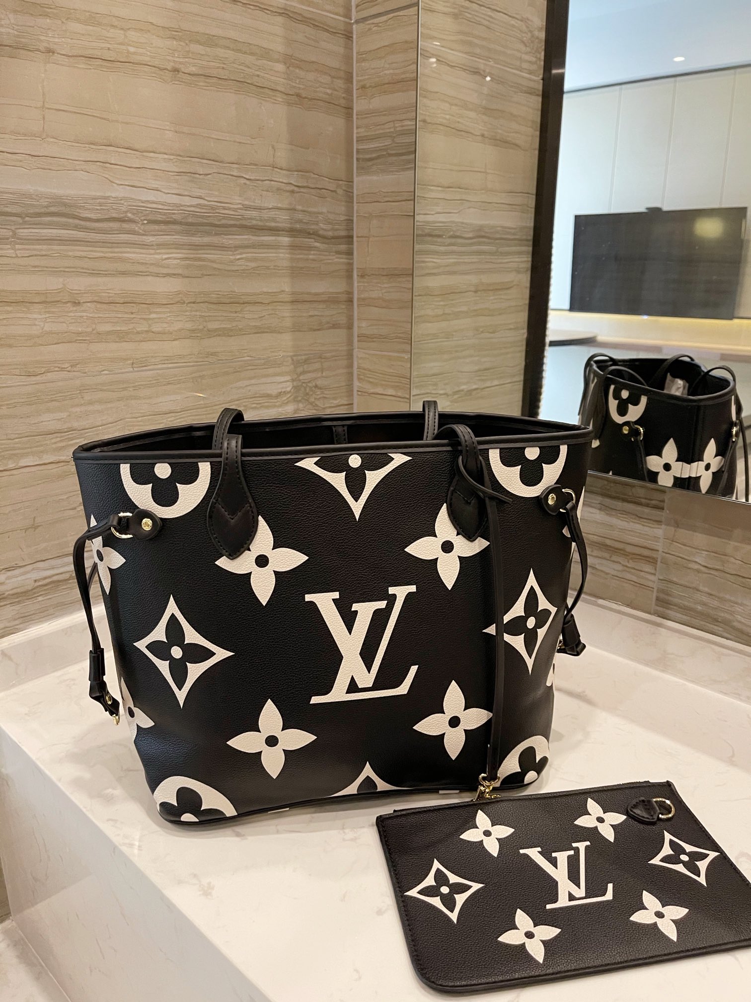 LV $73 gallery