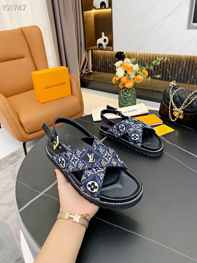 LV $73 gallery