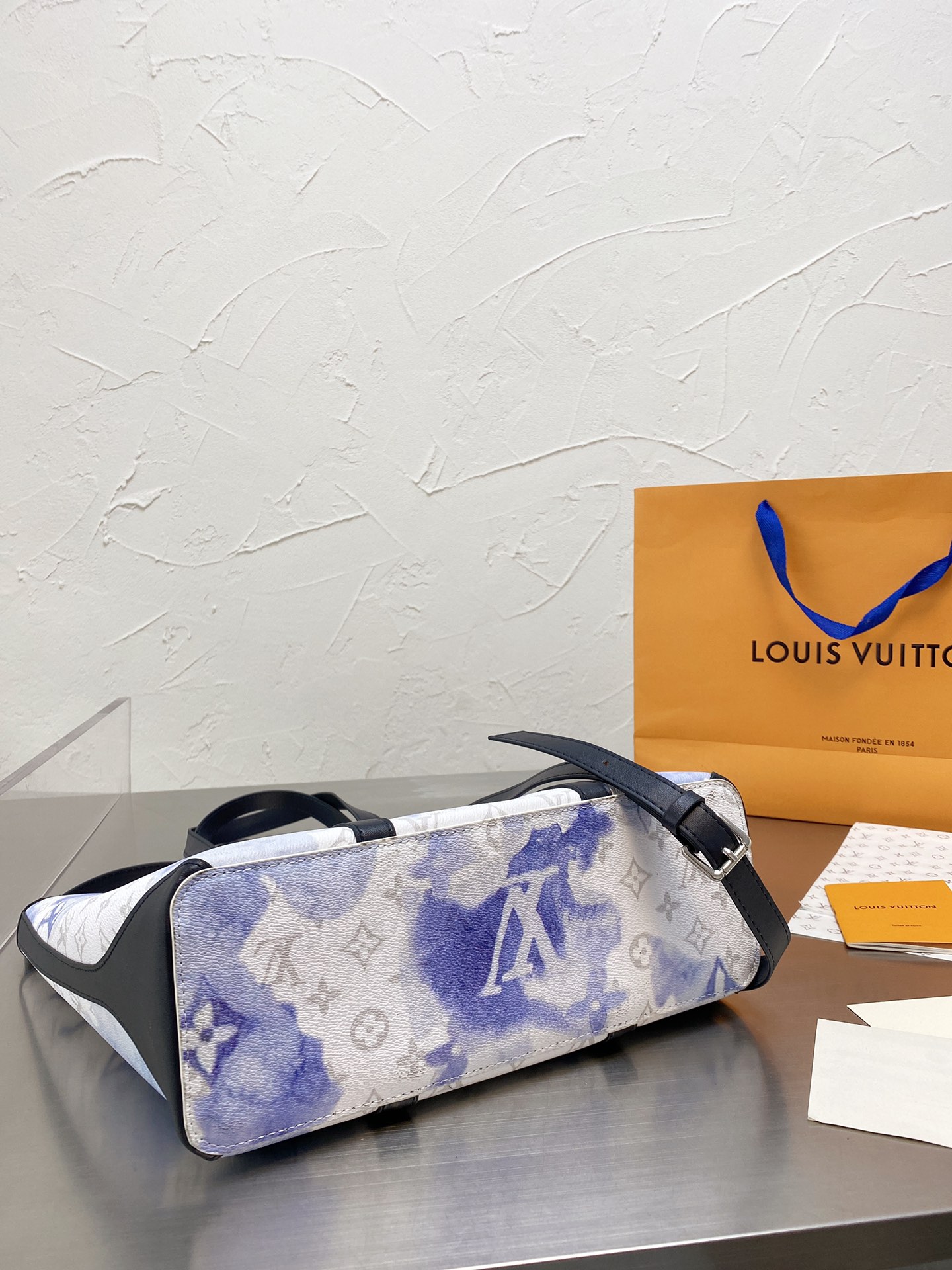 LV $73 gallery