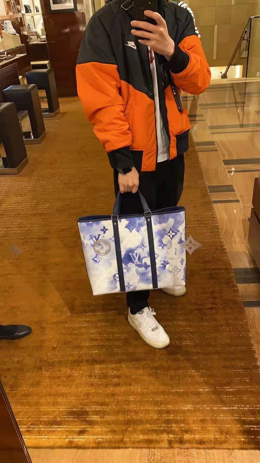 LV $73 gallery