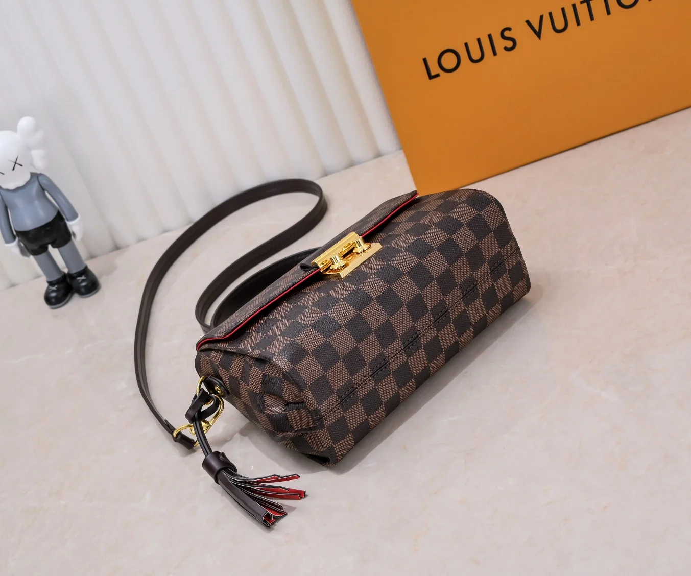 LV $74 gallery