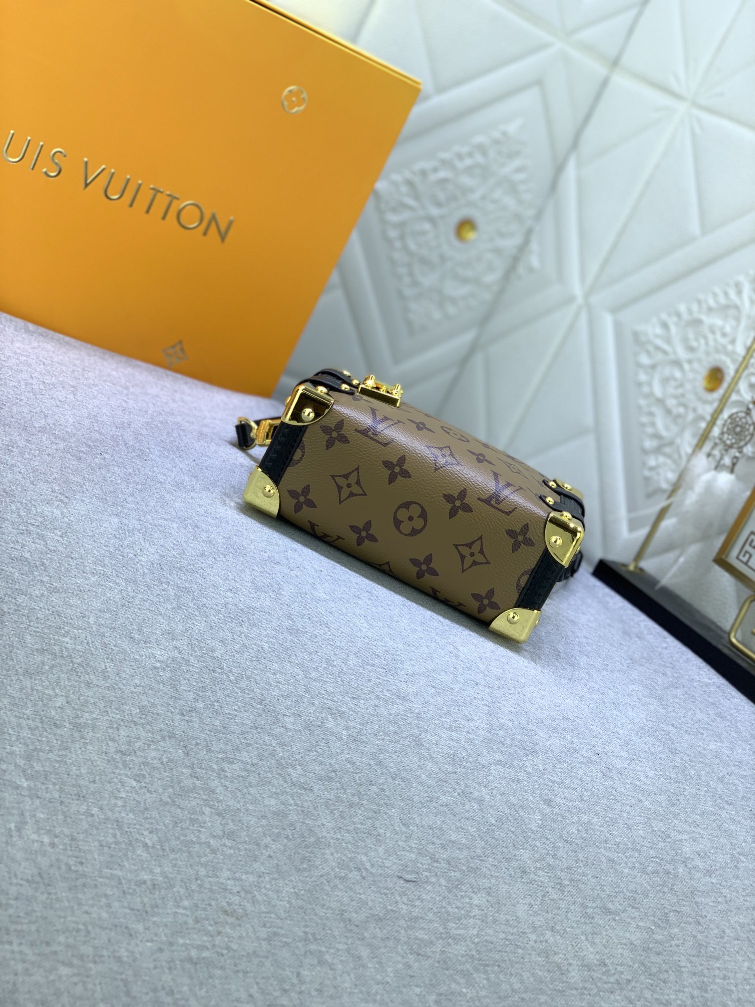 LV $74 gallery