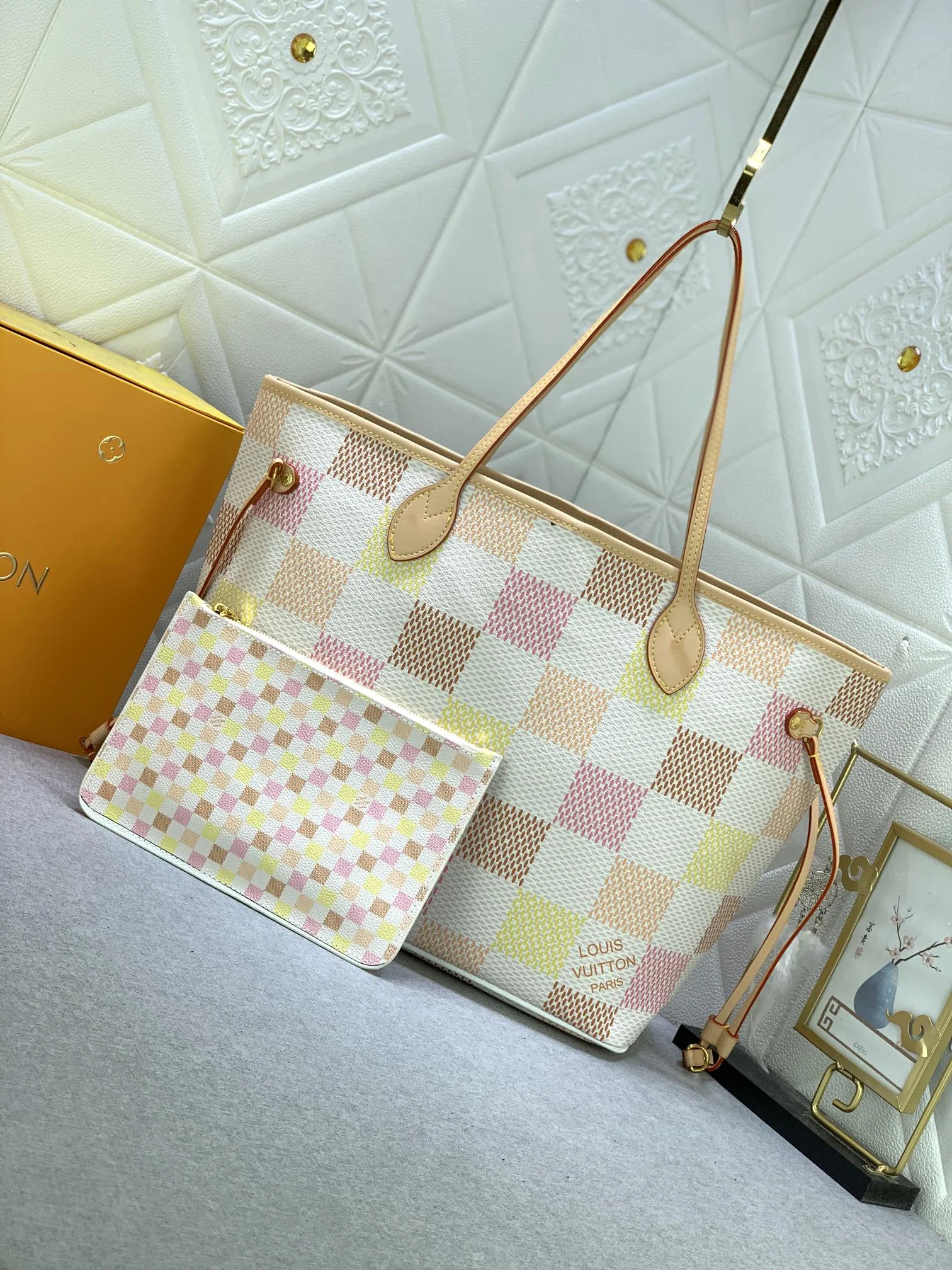 LV $74 gallery