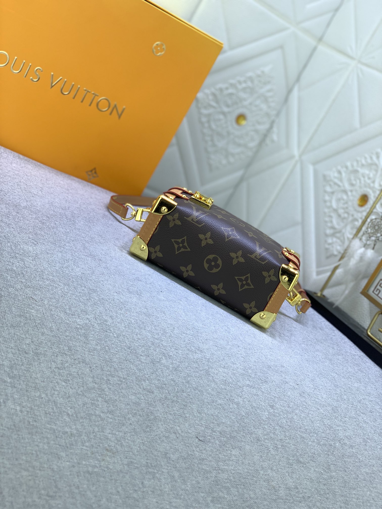 LV $74 gallery