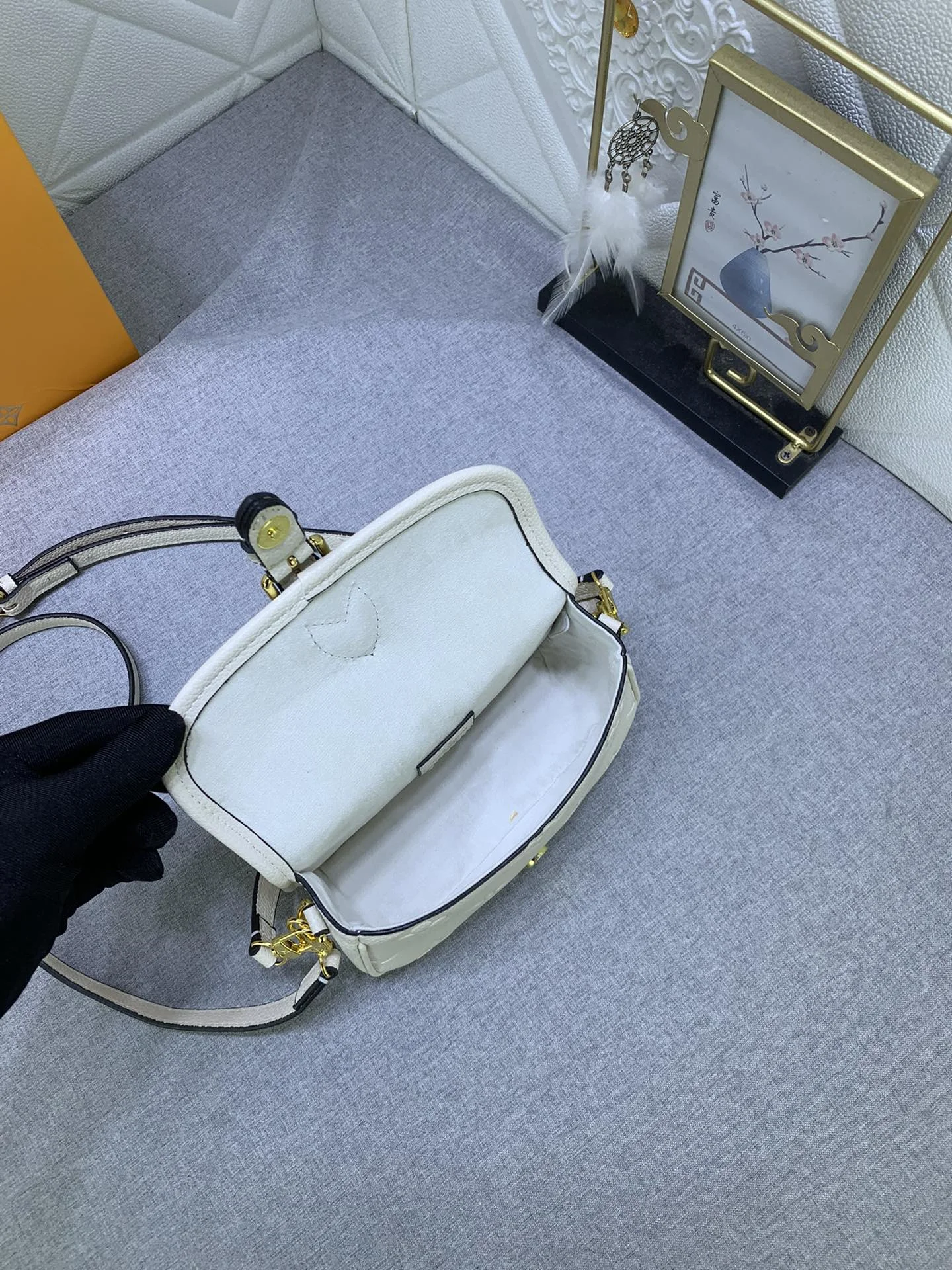 LV $74 gallery