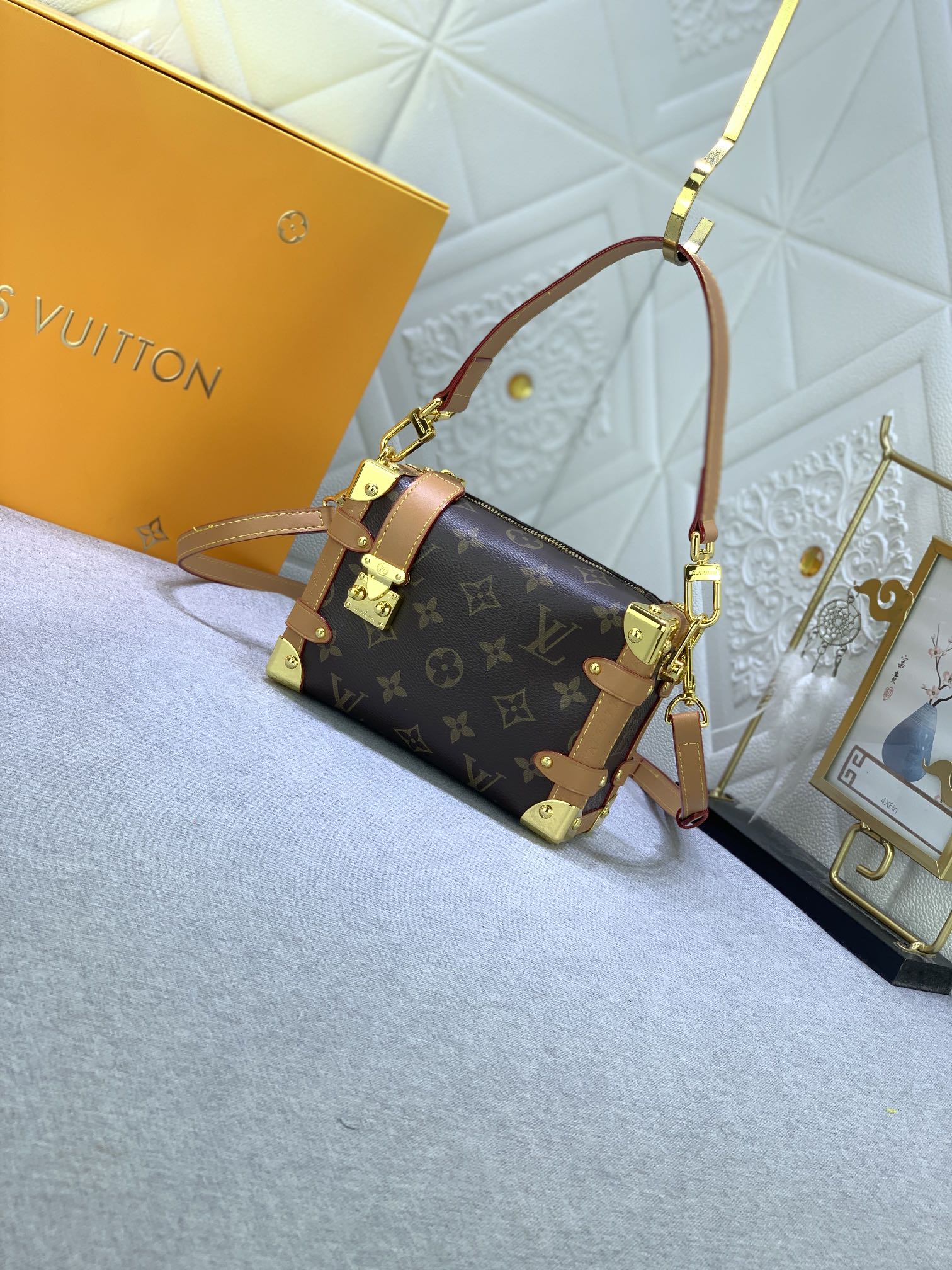 LV $74 gallery